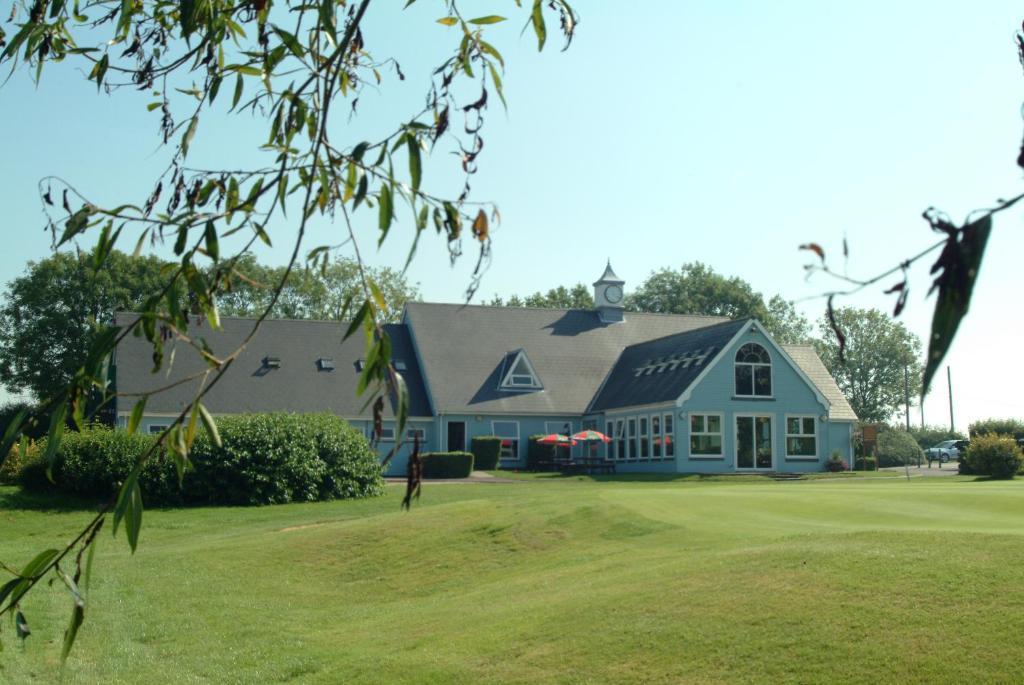Richmond Park Golf Club Apartment Watton Exterior foto